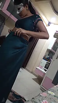 Snapshot of shobha_lover02 chatting on April 2026 05:28:01 PM shobha lover02 online show from April 2026 05:28:01 PM