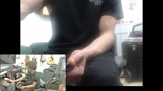 Snapshot of Stringin69 chatting on February 2026 12:07:01 AM Stringin69 online show from February 2026 12:07:01 AM