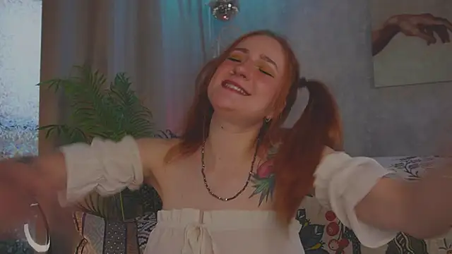 Charming winky online show from October 2025 02:26:02 PM