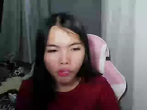 Snapshot of cutie_milker chatting on May 2026 01:37:02 PM cutie milker online show from May 2026 01:37:02 PM