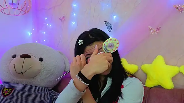 april bennett online show from February 2026 12:33:02 PM