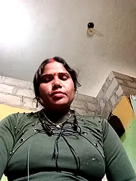 SweetKomal89 online show from October 2025 04:27:01 AM