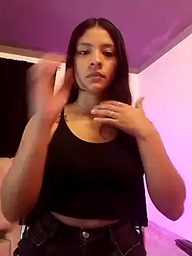 Candy fox 19 online show from March 2026 04:02:02 PM