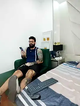 Snapshot of Harald_Smed chatting on October 2025 01:20:01 PM Harald Smed online show from October 2025 01:20:01 PM