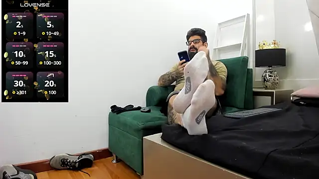 Snapshot of Harald_Smed chatting on October 2025 01:53:02 PM Harald Smed online show from October 2025 01:53:02 PM