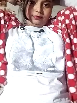 Hot-Pooja25 online show from February 2026 12:58:02 AM