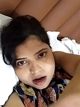 Hot-Pooja25 online show from April 2026 07:20:02 AM