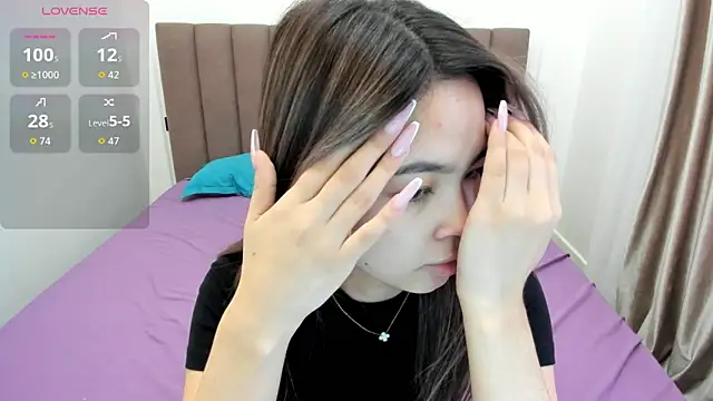 Maakimita online show from December 2025 04:29:01 AM