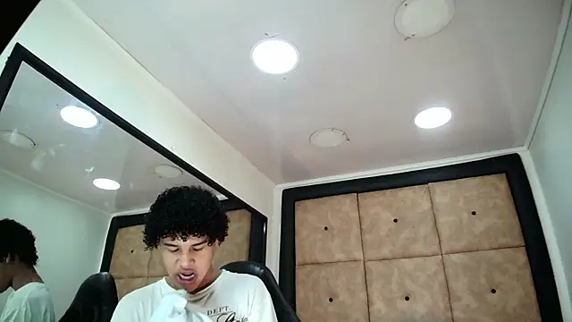 BrindyMichell online show from October 2025 06:52:02 PM