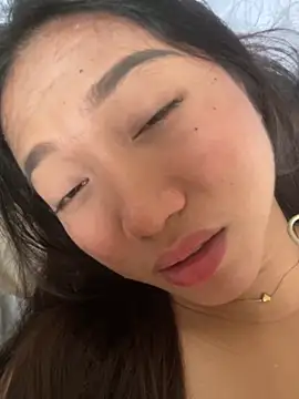 cassie cakes online show from November 2025 08:25:02 AM