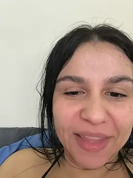 Snapshot of Daniela-rosee chatting on July 2026 04:06:02 AM Daniela-rosee online show from July 2026 04:06:02 AM