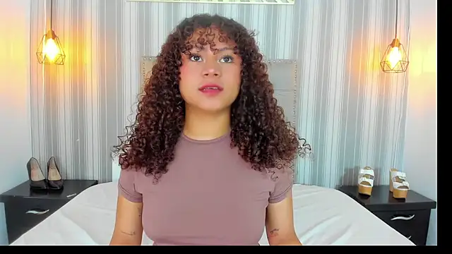 Snapshot of Sofiapassionne chatting on July 2026 01:59:01 PM Sofiapassionne online show from July 2026 01:59:01 PM