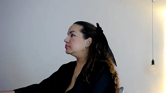 Snapshot of Dulce__Lovee chatting on September 2025 01:33:01 PM Dulce Lovee online show from September 2025 01:33:01 PM