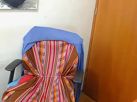 Snapshot of GuivernoStud chatting on October 2025 02:27:01 PM GuivernoStud online show from October 2025 02:27:01 PM