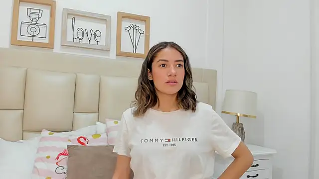 Snapshot of Skylerwhite02 chatting on February 2026 07:53:02 PM Skylerwhite02 online show from February 2026 07:53:02 PM