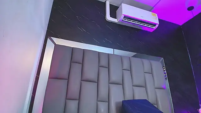 kissme luna online show from November 2025 07:01:02 PM