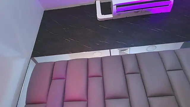 kissme luna online show from November 2025 07:26:02 PM