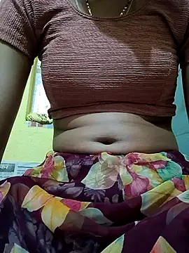 Snapshot of Aasha_devi05 chatting on September 2025 09:45:02 AM Aasha devi05 online show from September 2025 09:45:02 AM