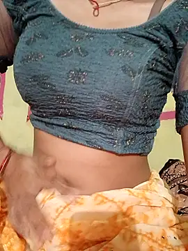 Snapshot of Aasha_devi05 chatting on October 2025 09:45:01 PM Aasha devi05 online show from October 2025 09:45:01 PM