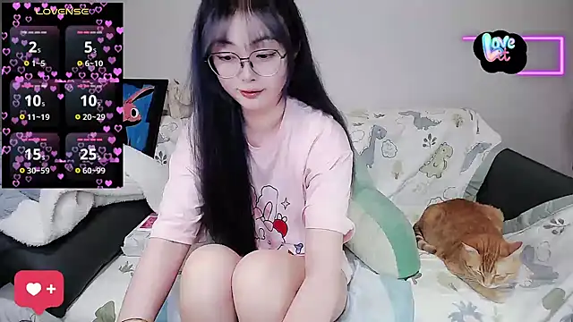 baby-yaya20 online show from October 2025 11:44:02 AM