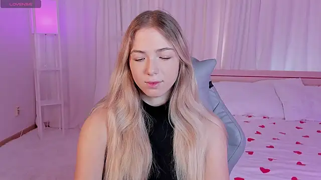 Susan Mimi online show from November 2025 04:23:02 AM