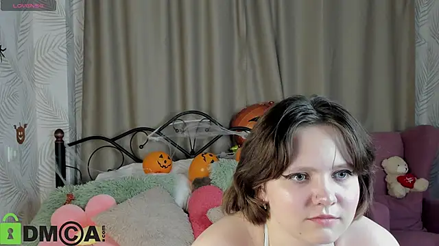 Mila  Cutee online show from October 2025 09:22:01 AM