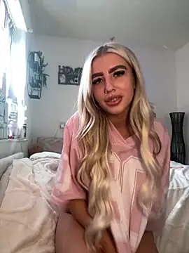 BlondeBetty online show from September 2025 07:52:02 AM