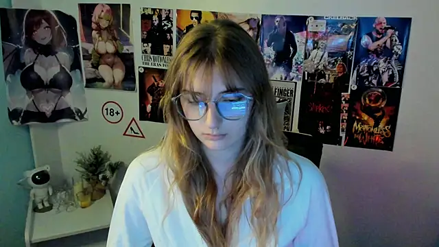 NeyliDream online show from October 2025 06:34:02 AM