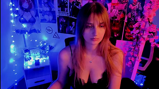 NeyliDream online show from November 2025 04:17:02 PM