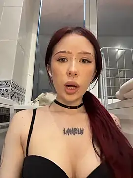 Snapshot of MaryMe__ chatting on February 2026 01:09:01 PM MaryMe online show from February 2026 01:09:01 PM