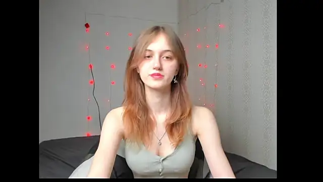 dreamy pollyyy online show from March 2026 12:44:02 PM