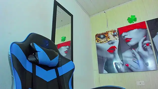 susan mooree online show from October 2025 07:25:02 PM