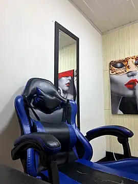 susan mooree online show from November 2025 07:24:01 PM