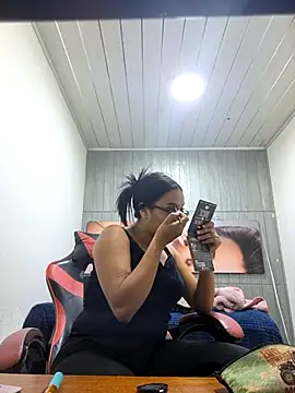 susan mooree online show from December 2025 09:10:02 PM