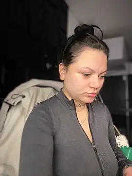 Megaan  More online show from October 2025 02:34:01 AM