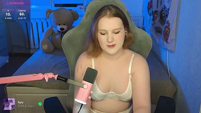 OliviaBlade online show from October 2025 01:42:02 PM