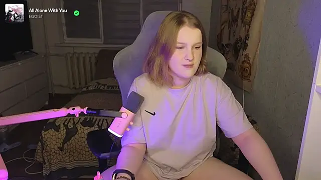 OliviaBlade online show from October 2025 01:10:02 PM