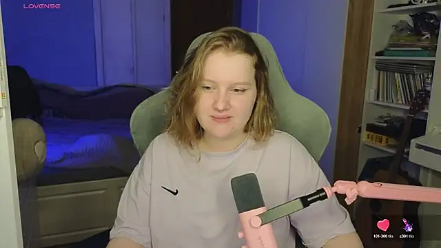 OliviaBlade online show from November 2025 02:16:01 PM