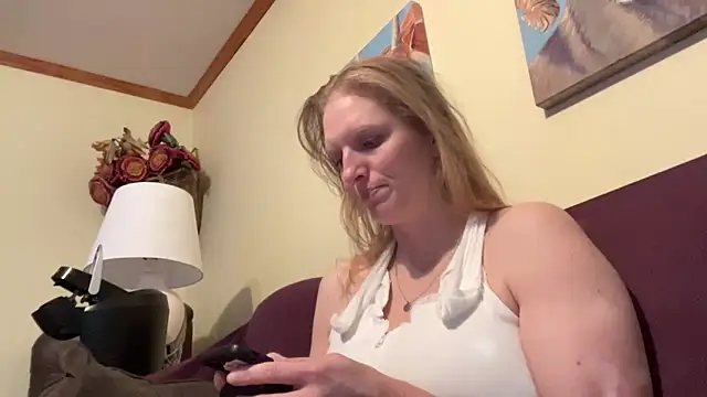 bubblytempest online show from September 2025 09:09:01 PM