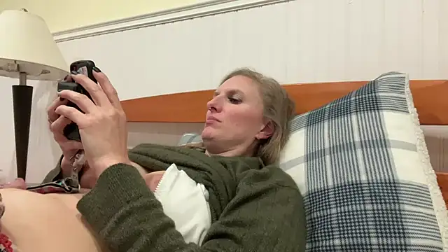 bubblytempest online show from October 2025 05:21:02 AM