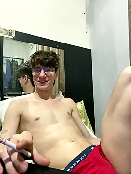 Snapshot of HeiRique chatting on October 2025 03:51:01 AM HeiRique online show from October 2025 03:51:01 AM