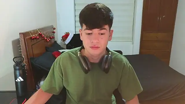 tightncuteass online show from November 2025 12:43:02 AM