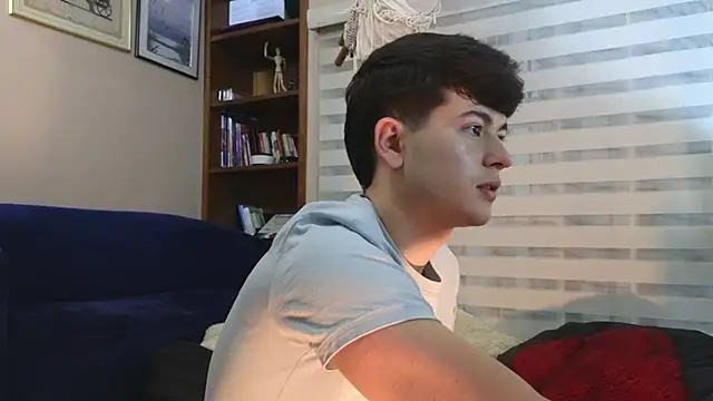 tightncuteass online show from March 2026 05:44:01 AM