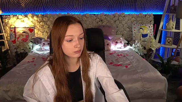 FoxyMayy online show from March 2026 01:47:01 PM