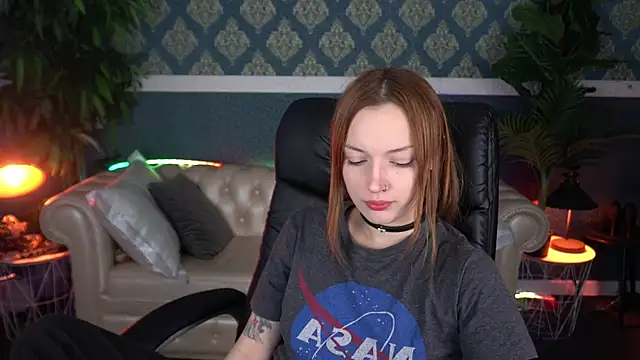 FoxyMayy online show from March 2026 09:37:01 AM