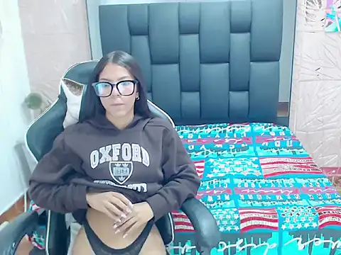 Tinita  online show from September 2025 01:59:02 PM