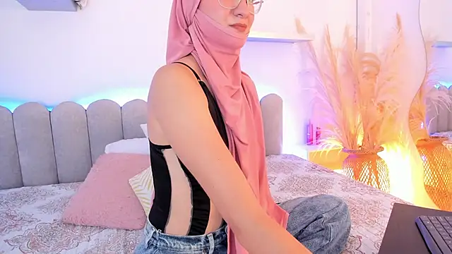 Snapshot of Ridwana_ chatting on November 2025 11:54:01 AM Ridwana online show from November 2025 11:54:01 AM