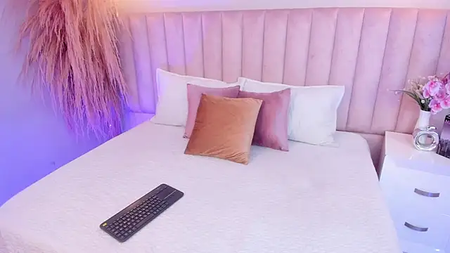 Adara  carter  online show from February 2026 04:11:01 AM