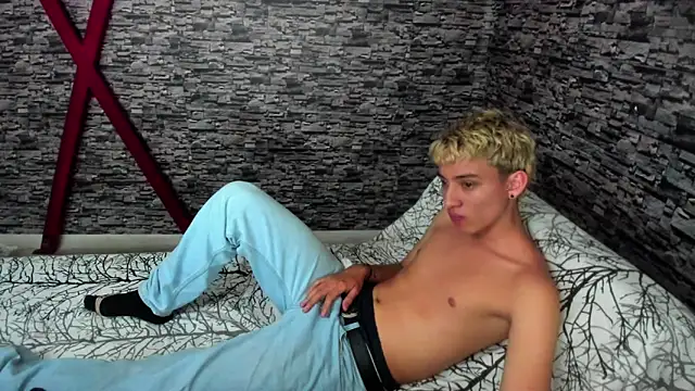 weesley boy online show from September 2025 11:38:02 PM