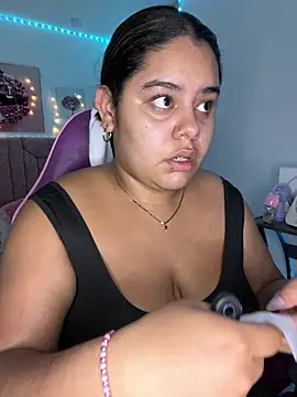 Anabelle 00  online show from April 2026 03:09:01 AM